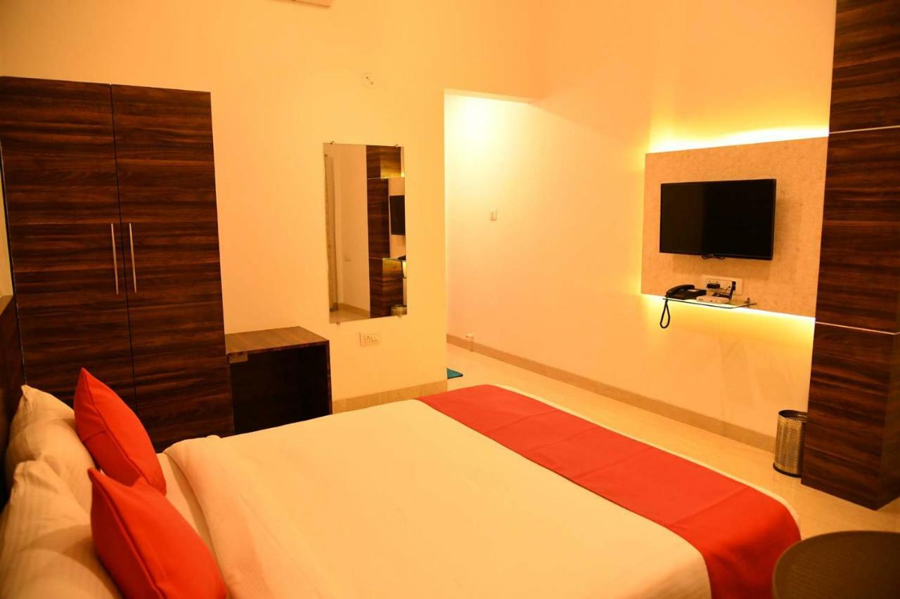 Hotel Royal Orbit Panchgani Exteriér fotografie