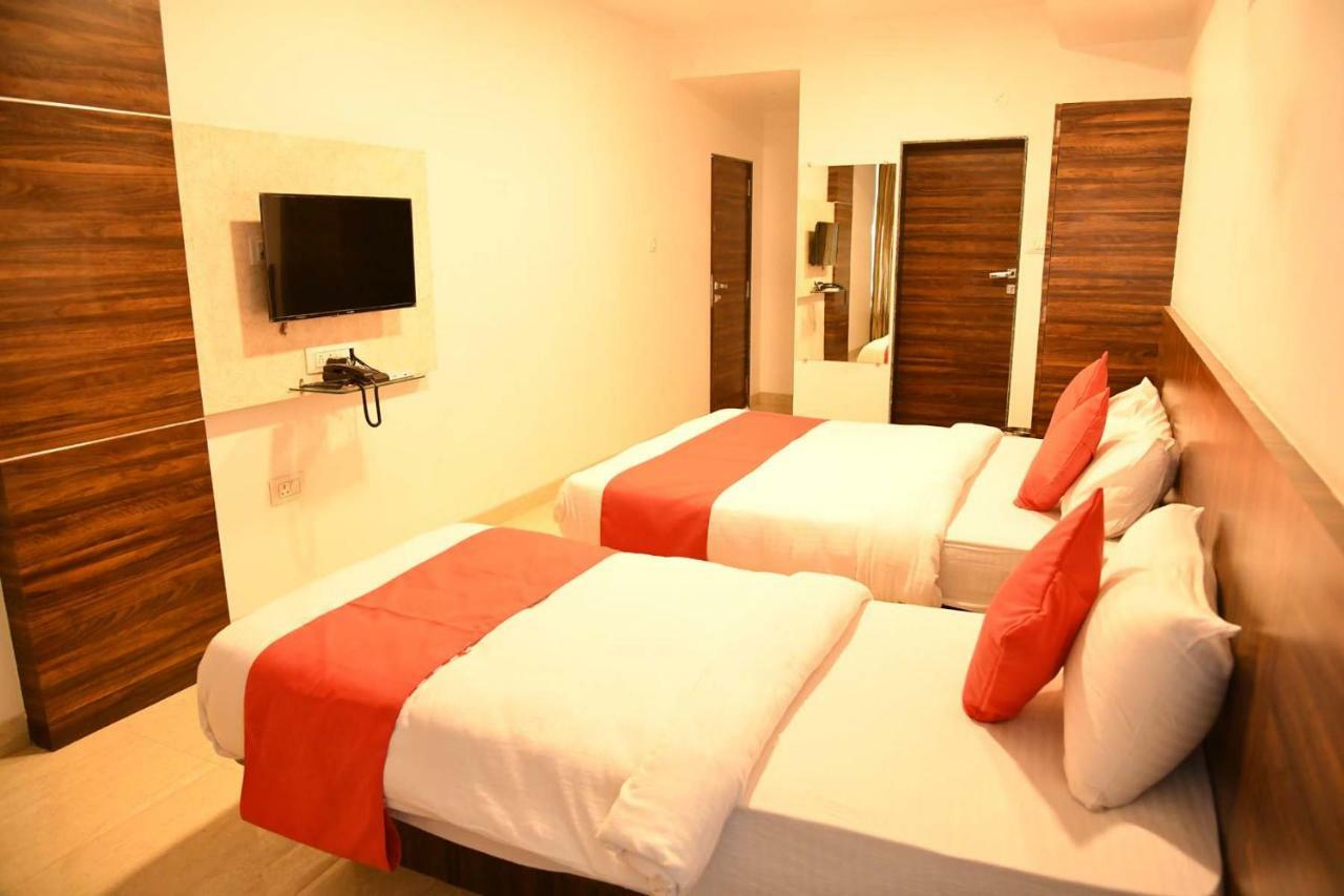 Hotel Royal Orbit Panchgani Exteriér fotografie